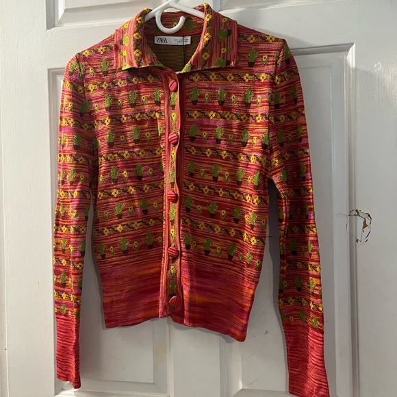 Zara Sweaters - Zara Red and Yellow Patterned Cardigan